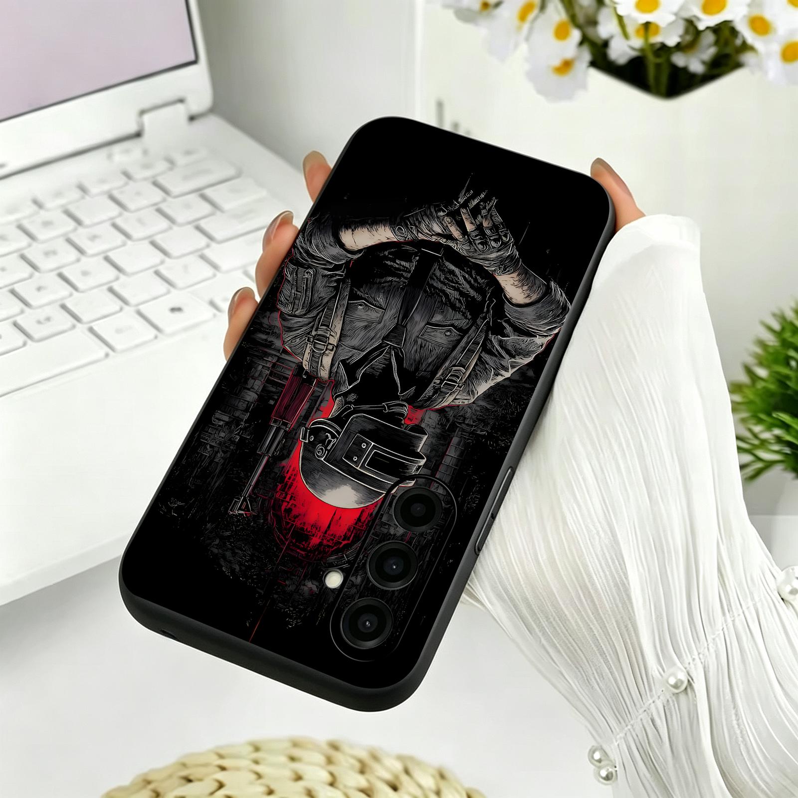 غطاء هاتف كلاسيكي بتصميم لعبة  - مراجعة Computer Case وسعره